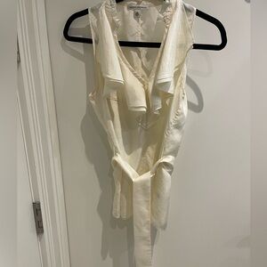 Banana Republic Cream Blouse 100% silk, removable belt